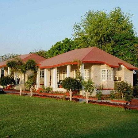 Tiger Den Resort Khilchipur Экстерьер фото